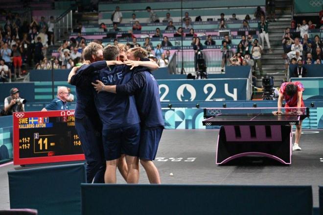 成绩领先的 成绩领先的