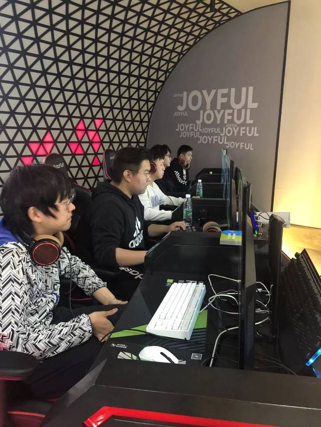 交媒体平台 交媒体平台