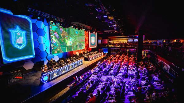 峰的战士 峰的战士